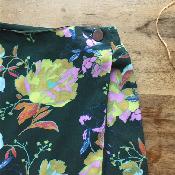 Urban Outfitters Skirt - Picture 3 of 4